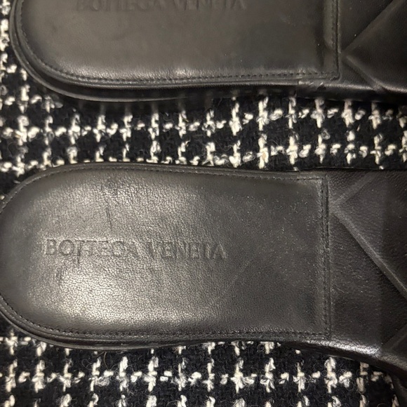 Black Quilted bottega veneta slides - Picture 4 of 10